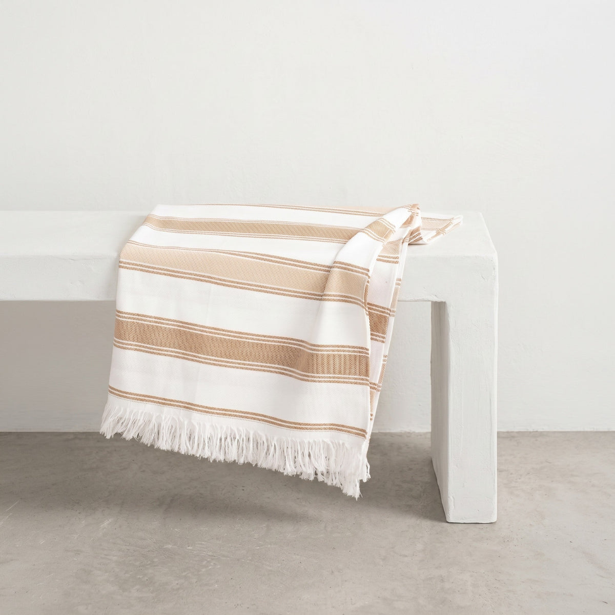 Fouta de plage à rayures et franges — Nautic