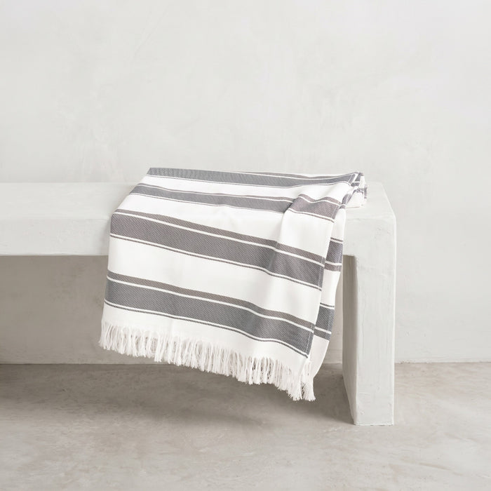 Fouta de plage à rayures et franges — Bordamar